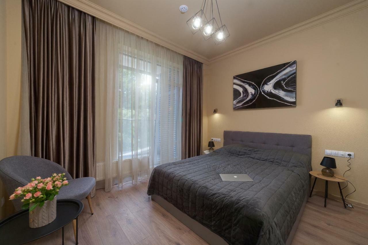 Green Apartments Odessa Extérieur photo