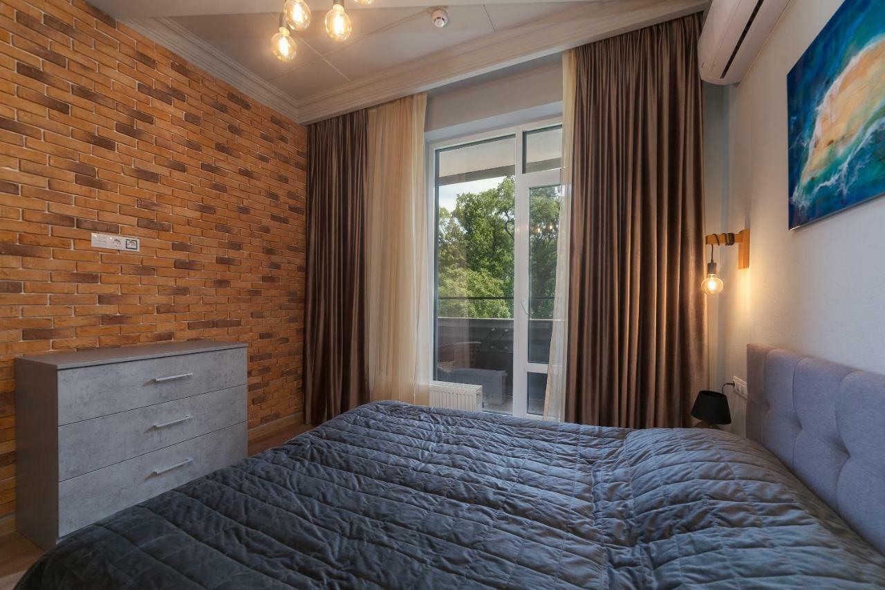 Green Apartments Odessa Extérieur photo