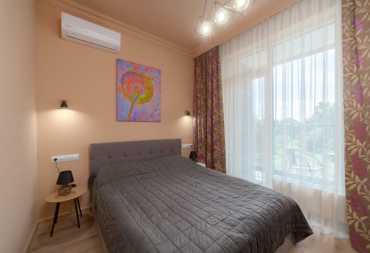 Green Apartments Odessa Extérieur photo
