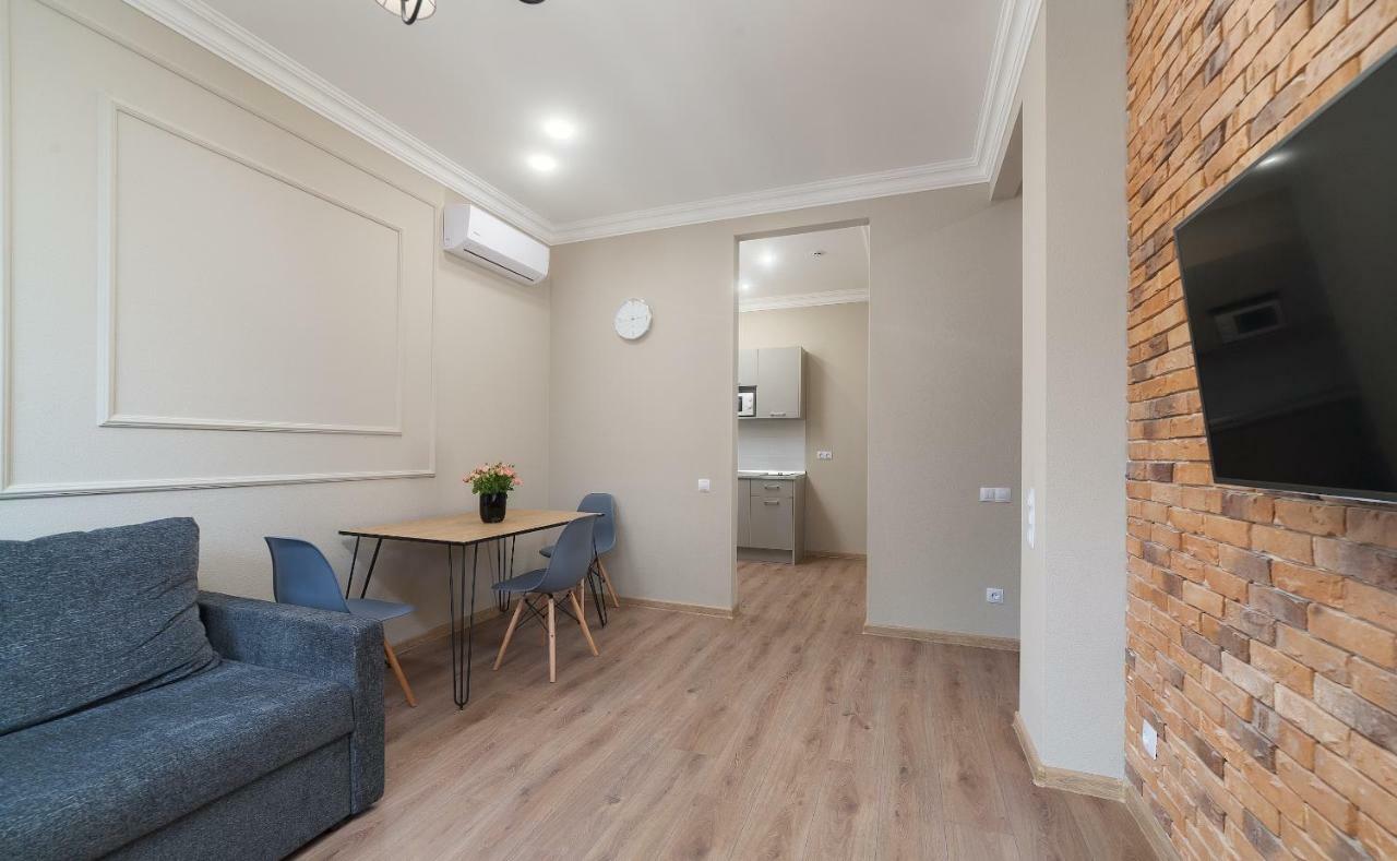 Green Apartments Odessa Extérieur photo